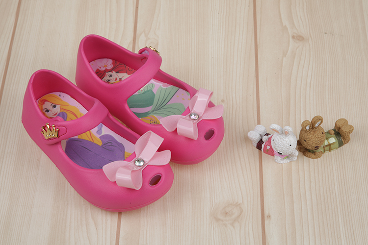 Disney迪士尼公主蝴蝶結桃紅色輕便公主涼鞋