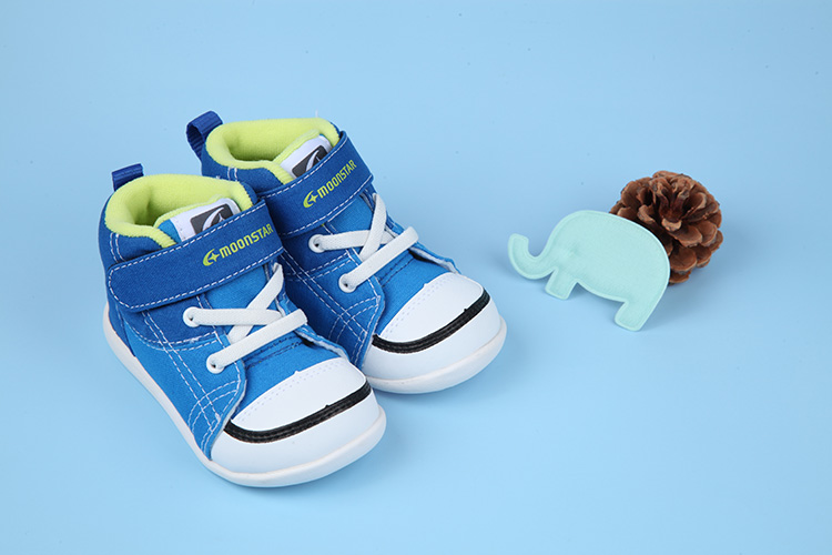 Moonstar日本藍色帆布寶寶中筒機能學步鞋