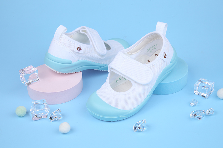 Moonstar日本製絆帶自黏式淺藍色兒童室內鞋