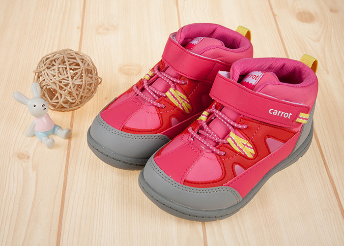 Moonstar日本粉色兒童防水保暖短靴機能鞋