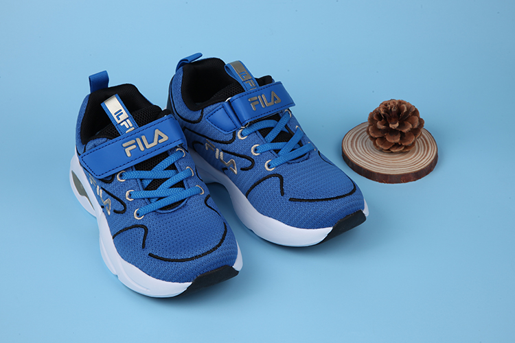 FILA康特杯系列樂活輕量藍色兒童運動鞋