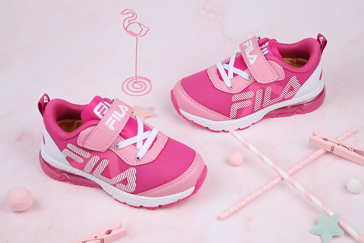 FILA康特杯慢跑輕量粉紅兒童氣墊運動鞋