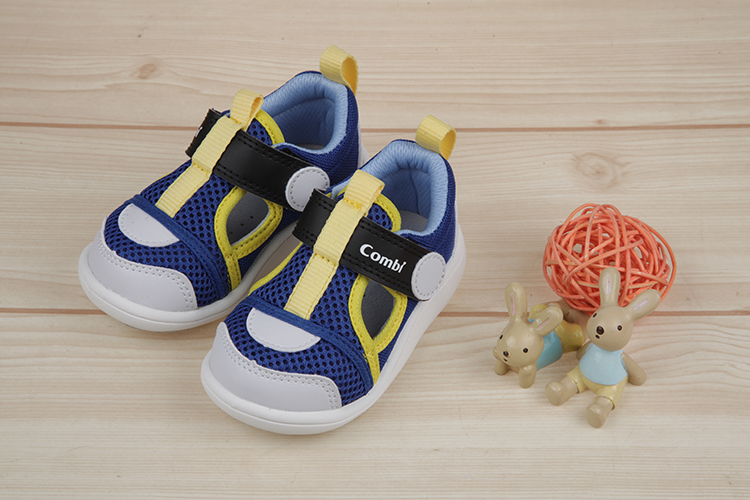Combi藍色Core_S成長機能學步涼鞋
